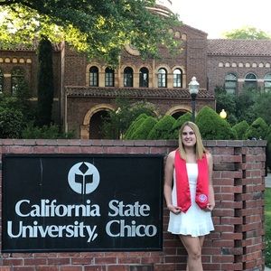 Meet your Posher, Casey